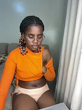 צ'אט XXX בשידור חי של softglamqueen