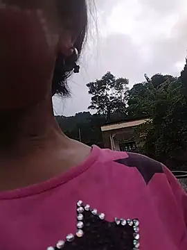 Henrymay77 现场XXX聊天