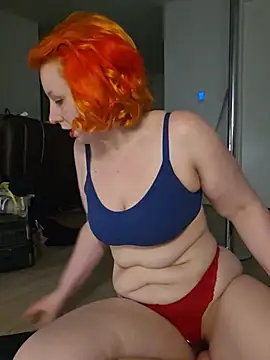 Chatroom XXX en direct de MadelynDaisy
