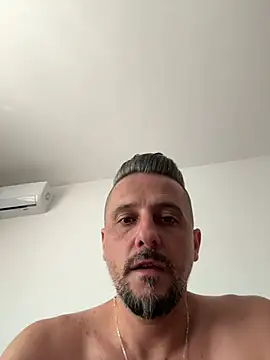 InsaneMattt Adlı Modelin Canlı XXX Sohbeti