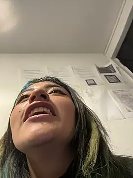 baby_akuma live XXX chat