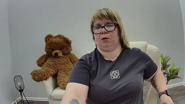 Chat +18 de BonnnyBoobsy ao vivo