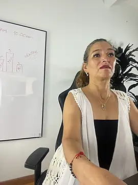Chatroom XXX en direct de JennaMilf_