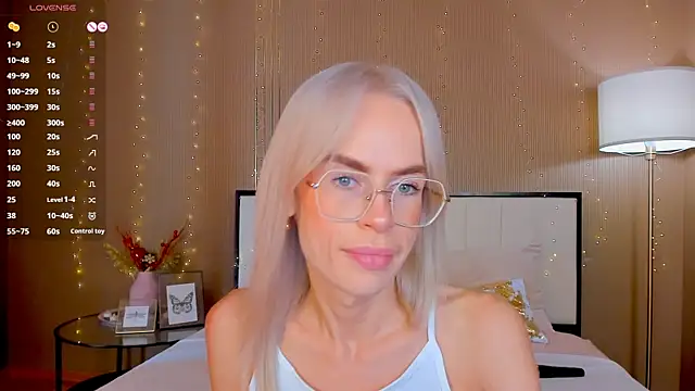 bellatipn Live XXX chat