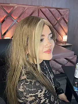 lya_nekko_ Adlı Modelin Canlı XXX Sohbeti