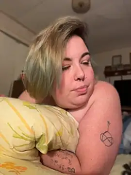Littlecumslut003 Adlı Modelin Canlı XXX Sohbeti