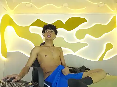 Онлайн чат XXX BlakeSttone