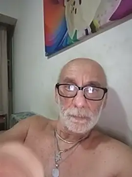 Toby2712 live XXX chat