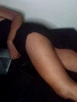 Chat +18 de summerbunni222 ao vivo