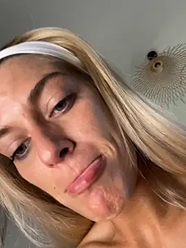 Bellalolahot's Live XXX Chat