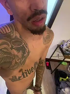 lildeecumsalot's Webcam Show