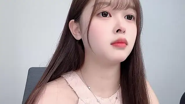 Winnie005 即時 XXX 聊天