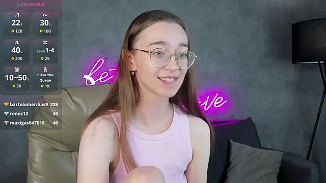 Lucy_Green's Live XXX Chat