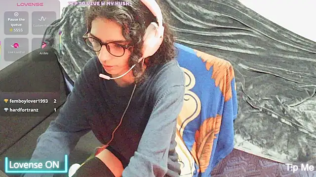 hxxyro1's Live XXX Chat