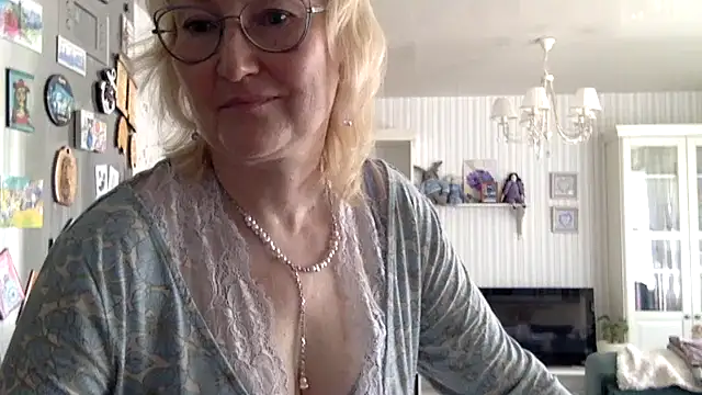 Zeyonan Live XXX chat