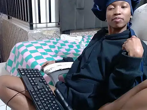 creamyslender23 Chat XXX in diretta