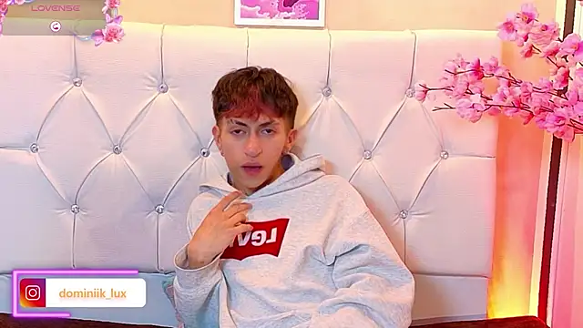 Онлайн чат XXX Dominik_lux