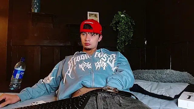 steev_adams: онлайн-секс-чат