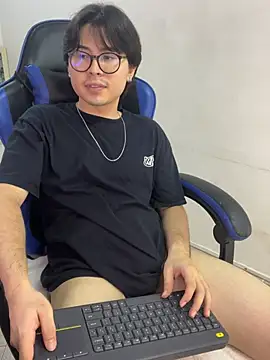_Tommy_7 – Naživo XXX chat