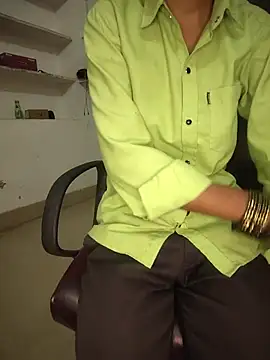 Isha_kumari_69 Adlı Modelin Canlı XXX Sohbeti