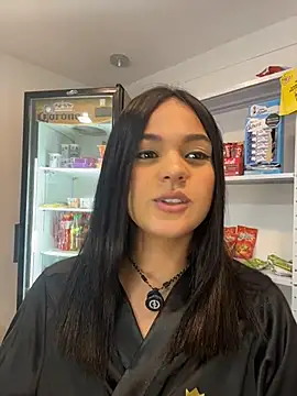 Bella-Ferrer's Live XXX Chat