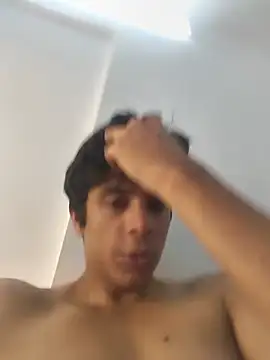Dominate_Daddy Pertunjukan Webcam