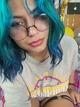 Chat +18 de azulzulix ao vivo