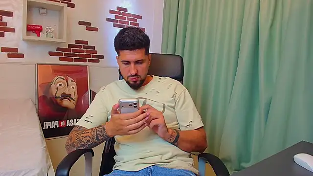 Chat XXX ao vivo de LoganStroud