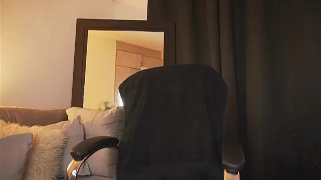 alanajonhsonmn Live XXX chat