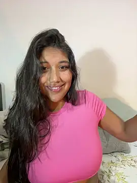 SharaRous Chat XXX in diretta