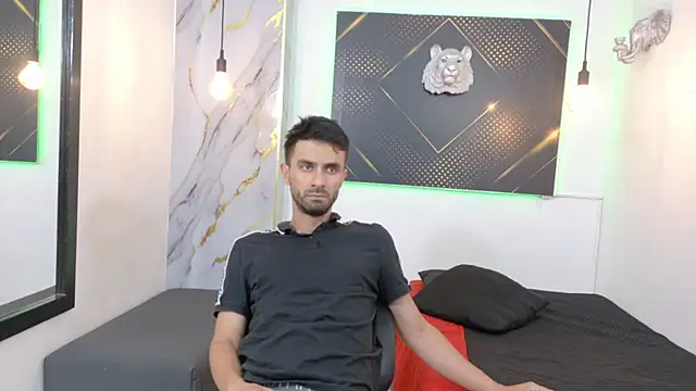 KingOfTemptationn Live XXX chat