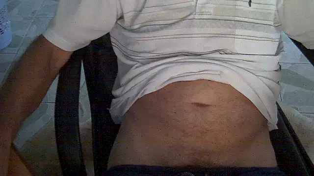XXX chat uživo modela velikifant7