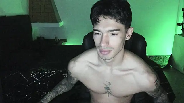 Damon__333 Obrolan Langsung XXX