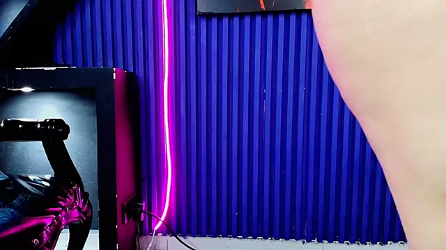Živý XXX chat Candyqueen_bdsm