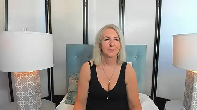 EricaTop Chat XXX in diretta