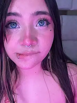 Amara_Kazumii Adlı Modelin Canlı XXX Sohbeti