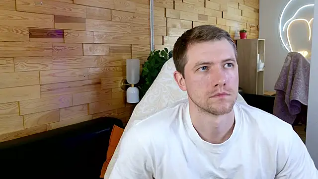 EthanPinkmann Webbikameraesitys