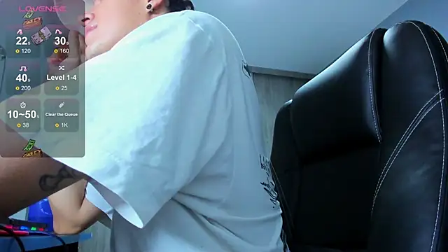 Chat XXX en directo de LOBO_ALPHA