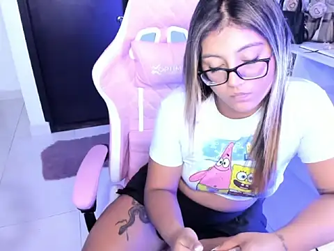 Chat +18 de cristina697 ao vivo