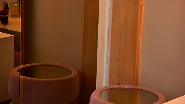 Živý XXX chat SophieeCharm
