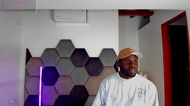 Chat XXX Live Latrellx7
