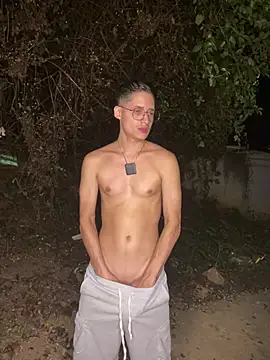 Axel-xel Adlı Modelin Canlı XXX Sohbeti
