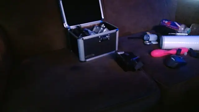 ctguybjのライブXXXチャット
