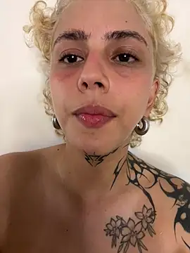 Velvet1_ XXX чат на живо