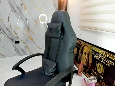 Chat +18 de queen_findom1 ao vivo
