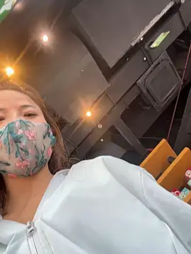 kiss_loo's Live XXX Chat