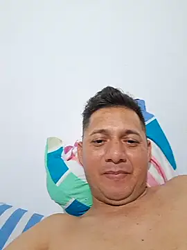 latin_boyxxx1 Webcam Show