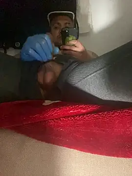 GusanoDelicioso's Live XXX Chat