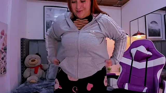 Alaia_CarterのライブXXXチャット