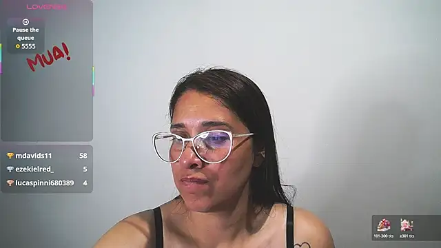 دردشة Alana_steel_1 الجنسية المباشرة